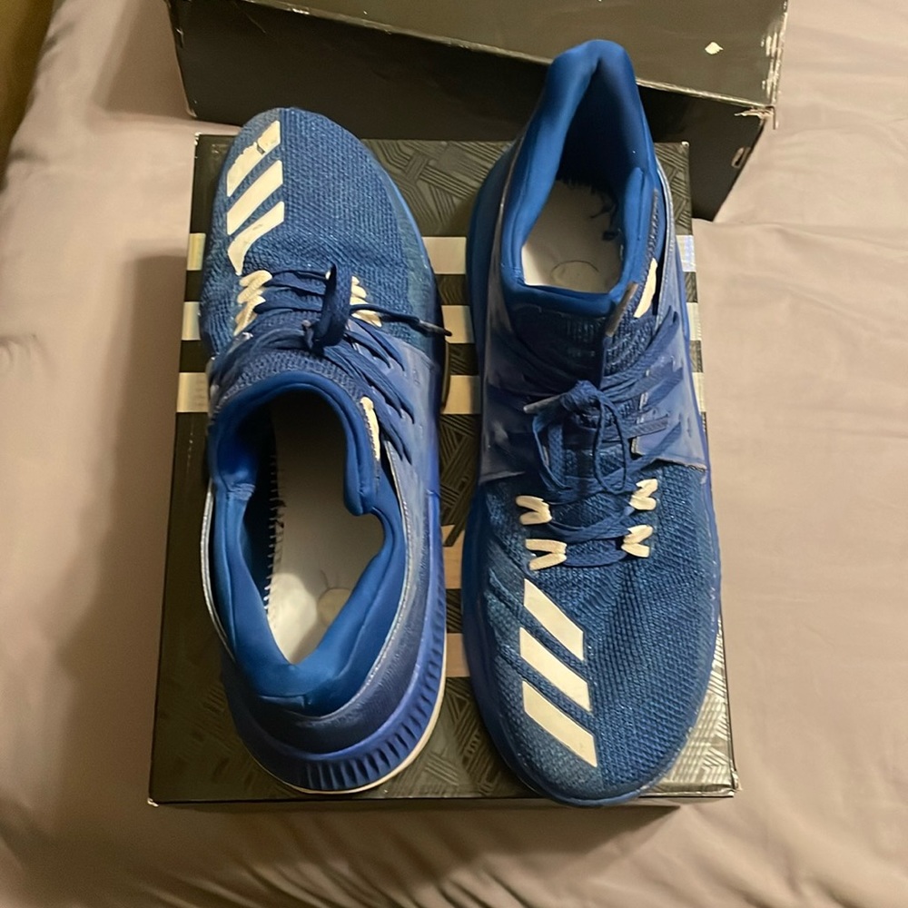 Dame 3 Basketball Shoes